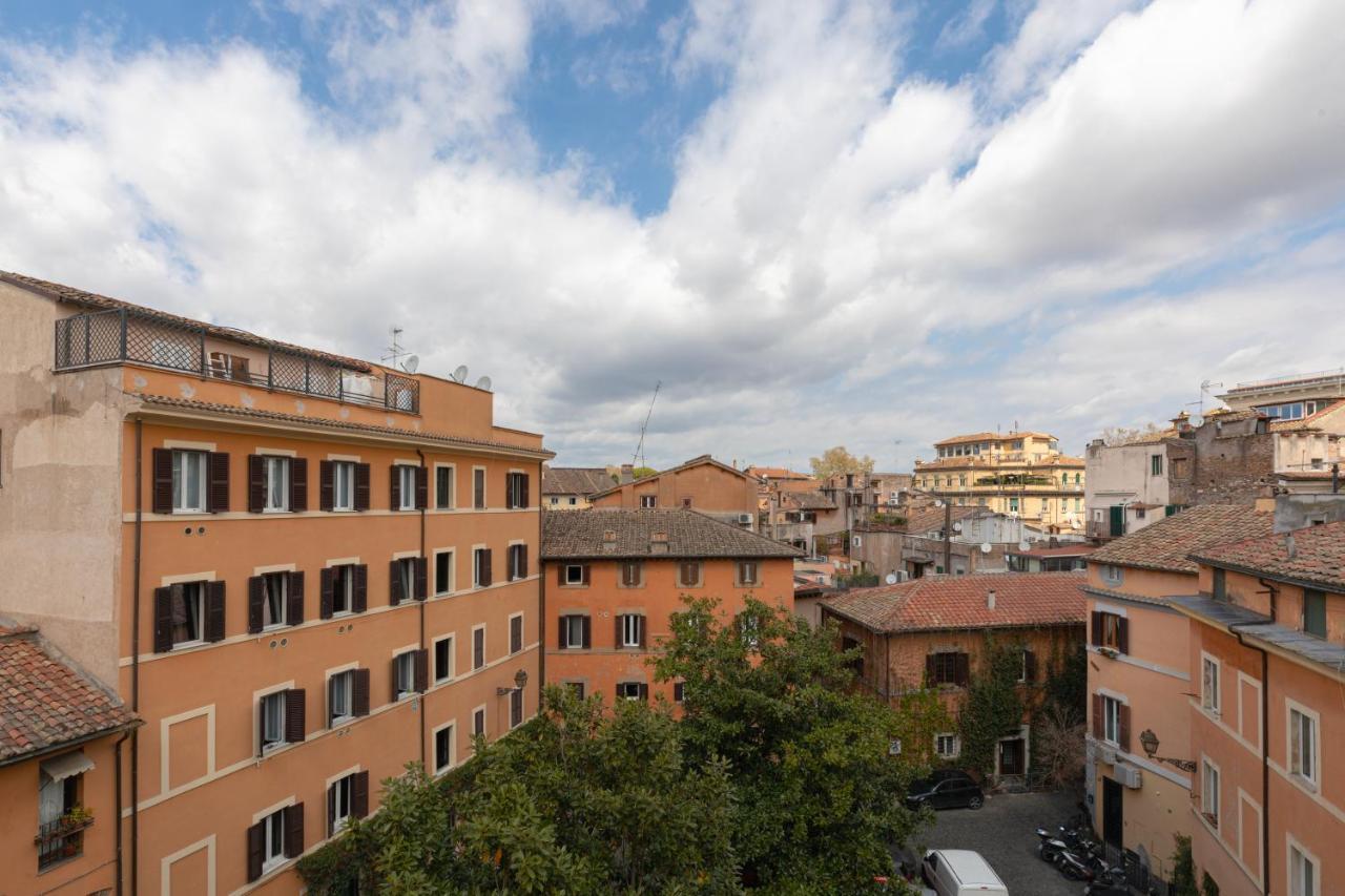 Amazing Penthouse With Terrace And Rooftop In Trastevere Roma Eksteriør bilde
