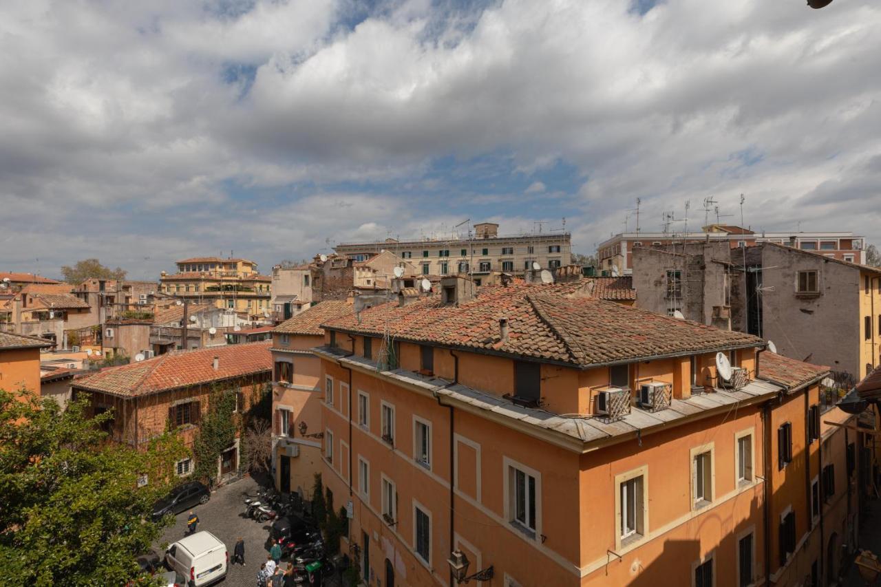 Amazing Penthouse With Terrace And Rooftop In Trastevere Roma Eksteriør bilde