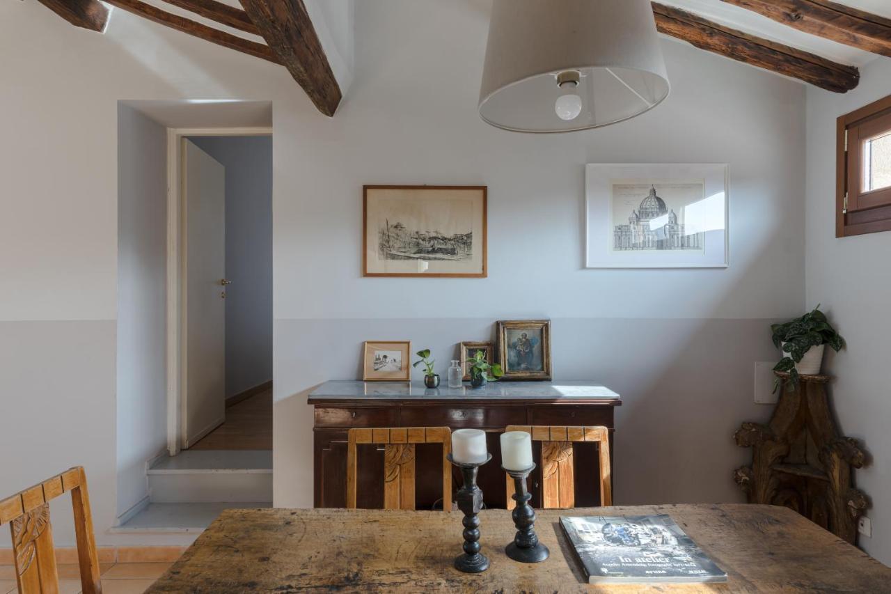 Amazing Penthouse With Terrace And Rooftop In Trastevere Roma Eksteriør bilde