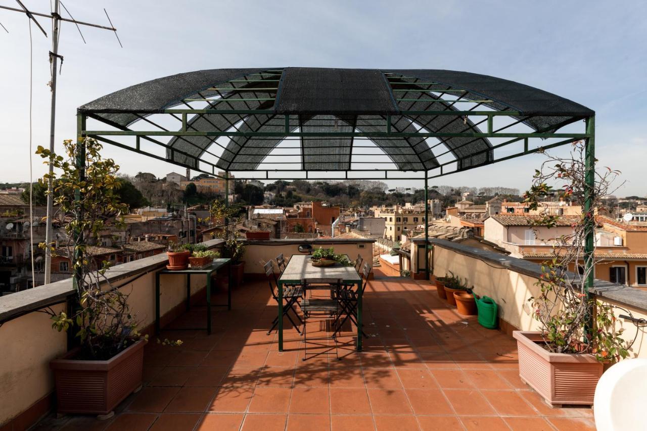 Amazing Penthouse With Terrace And Rooftop In Trastevere Roma Eksteriør bilde