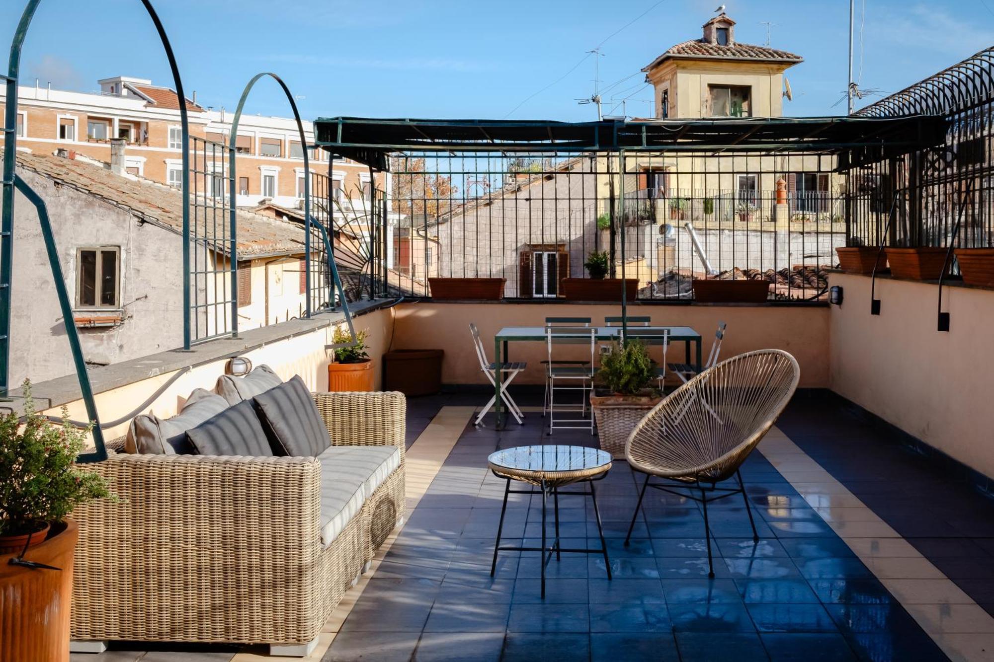 Amazing Penthouse With Terrace And Rooftop In Trastevere Roma Eksteriør bilde